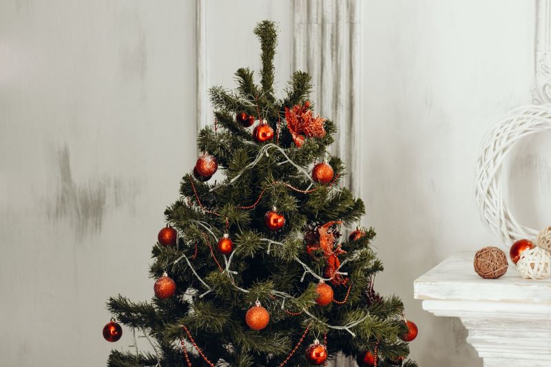 9 Foot Artificial Christmas Trees: A FAQ Lighting Question