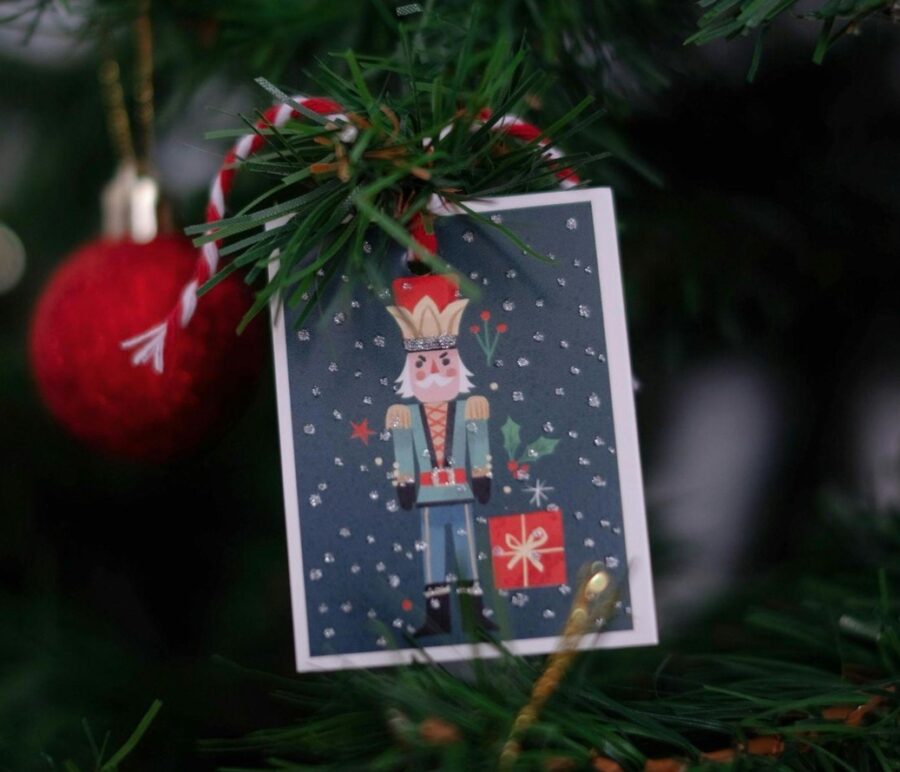 Best Deals on Artificial Christmas Trees for Families